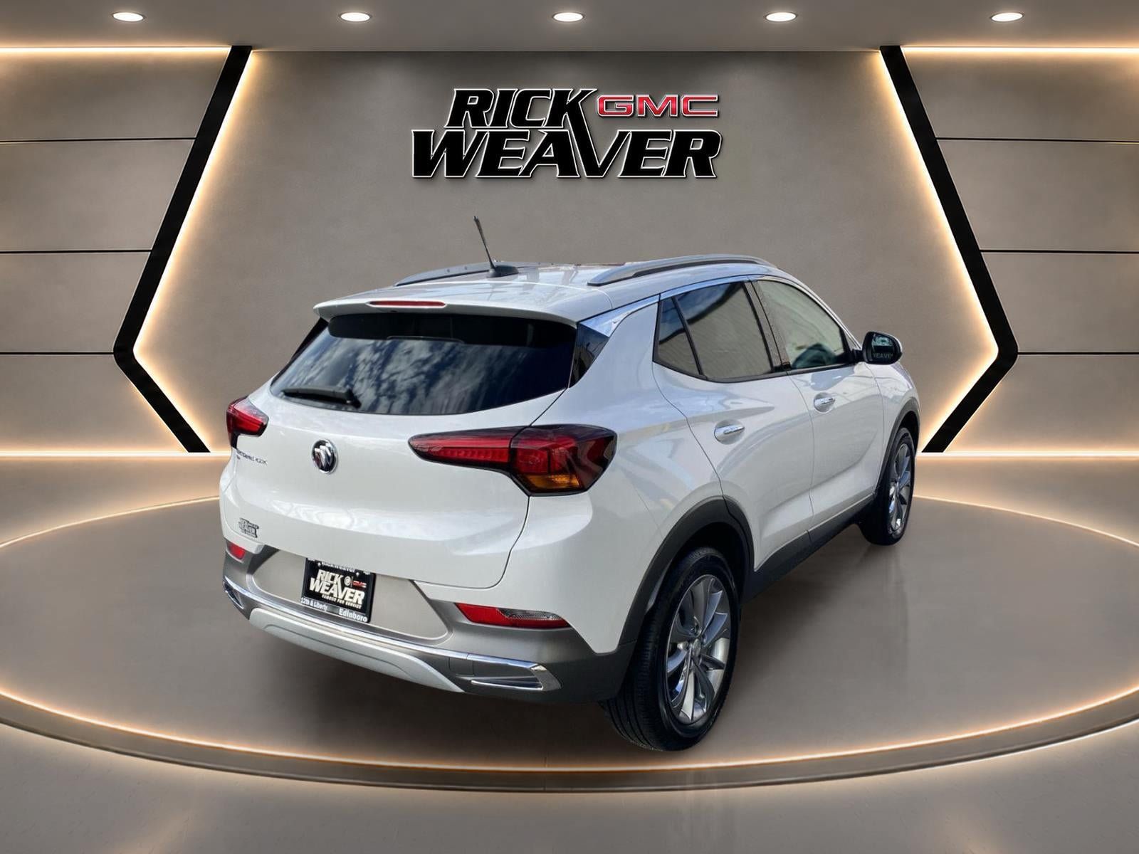 Used 2023 Buick Encore GX Essence w/ Experience Buick Package AWD/4WD image 6