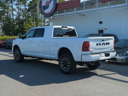 Used 2026 RAM 2500 Limited AWD/4WD image 7