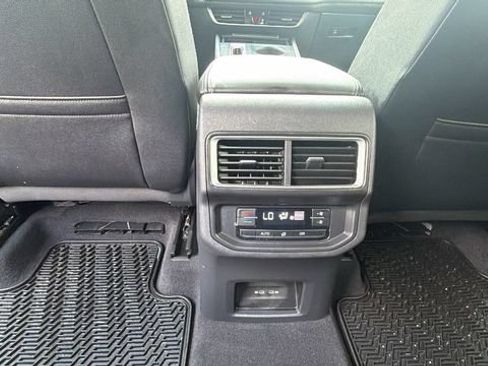 Used 2026 Volkswagen Atlas SE AWD/4WD image 29