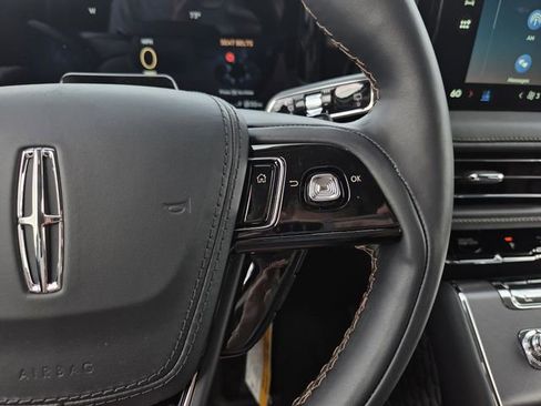 New 2026 Lincoln Aviator 2WD image 21