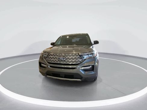 Used 2023 Ford Explorer Limited RWD image 3