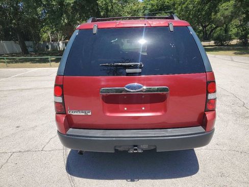Used 2007 Ford Explorer XLT RWD image 5