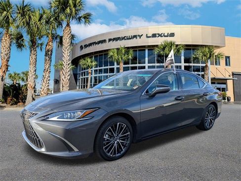 Used 2025 Lexus ES 350 w/ Premium Package image 8