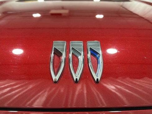 Used 2025 Buick Enclave Avenir w/ Super Cruise Package image 25