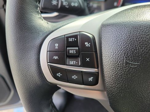 Used 2023 Ford Explorer XLT w/ Equipment Group 202A image 25