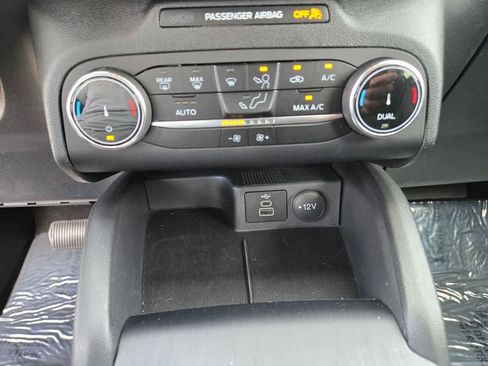 Used 2025 Ford Escape ST-Line FWD image 15