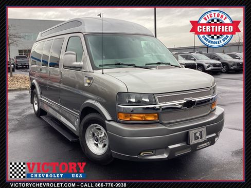 Used 2018 Chevrolet Express 2500 w/ Enhanced Convenience Package image 1