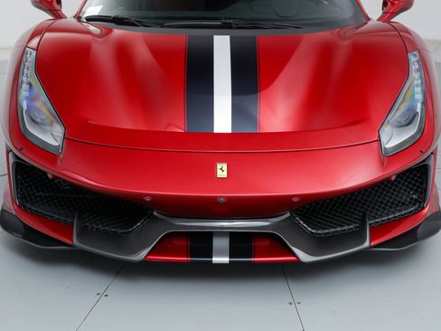 Certified 2019 Ferrari 488 Pista Coupe image 38