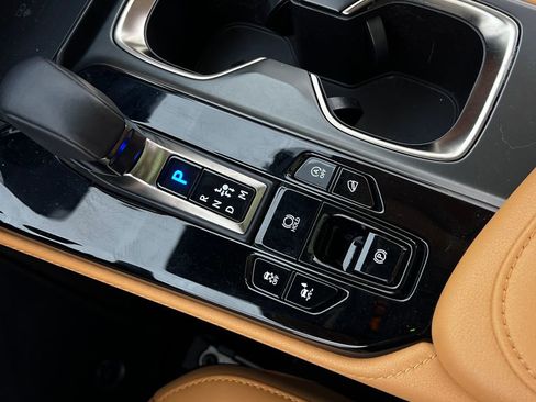 Used 2024 Lexus NX 350 AWD w/ Luxury Package image 21