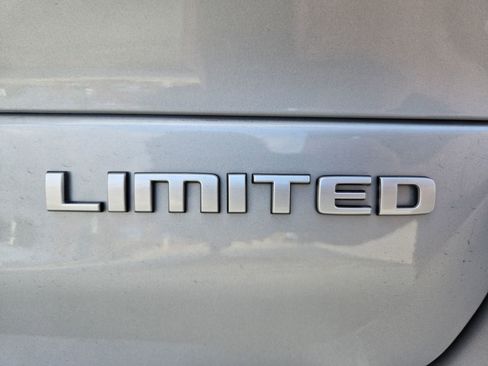 New 2025 Jeep Grand Cherokee L Limited w/ Luxury Tech Group II image 27