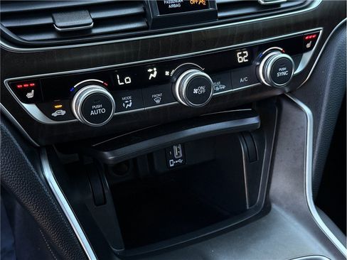 Used 2020 Honda Accord EX-L image 23