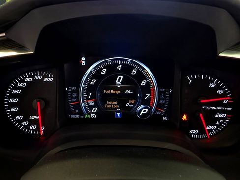 Used 2018 Chevrolet Corvette Grand Sport RWD image 32