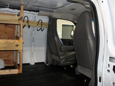 Used 2021 Chevrolet Express 2500 Extended w/ Driver Convenience Package RWD image 26