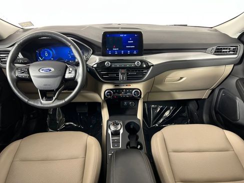 Used 2021 Ford Escape Titanium w/ Class II Trailer Tow Package image 14