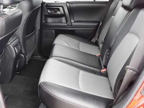 Used 2020 Toyota 4Runner SR5 Premium AWD/4WD image 24