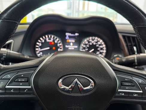 Used 2018 INFINITI Q50 Luxe w/ Sensory Package (Luxe) AWD/4WD image 26