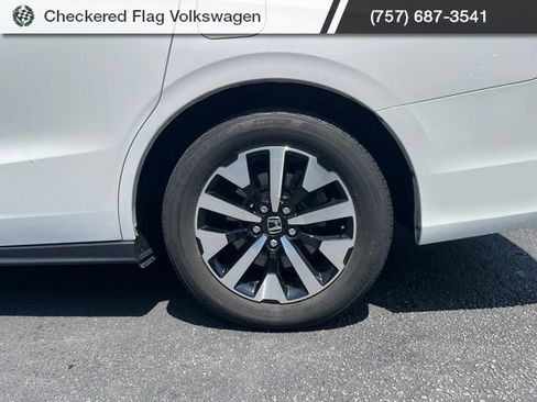 Used 2025 Honda Odyssey EX-L image 7