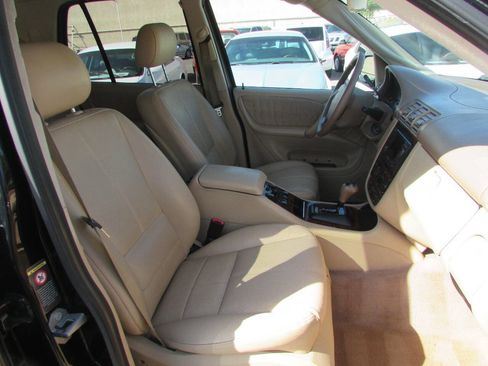 Used 2000 Mercedes-Benz ML 320 4MATIC image 14