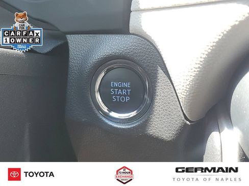 Used 2020 Toyota RAV4 XLE AWD/4WD image 33