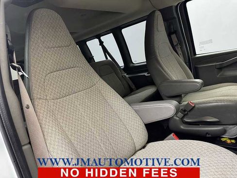 Used 2021 Chevrolet Express 3500 LT w/ LT Preferred Equipment Group image 21