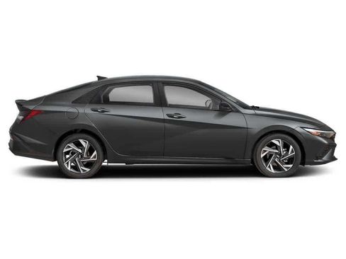 New 2026 Hyundai Elantra Sport FWD image 5