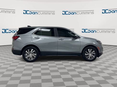 Used 2023 Chevrolet Equinox LT FWD image 9