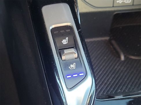 Used 2024 Kia Sorento SX Prestige image 22