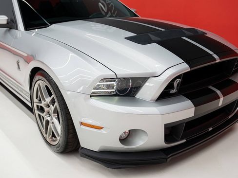 Used 2013 Ford Mustang Shelby GT500 RWD image 58