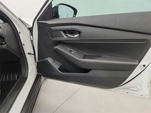 Used 2024 Honda Accord Sport image 37