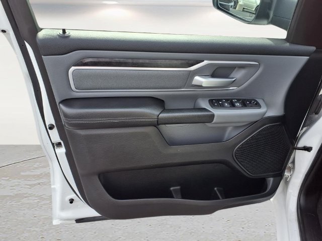 Used 2023 RAM 1500 Big Horn AWD/4WD image 15