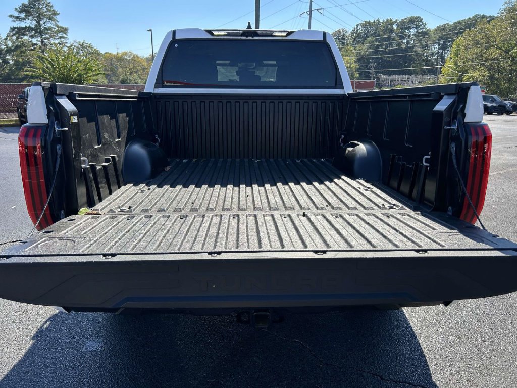 Used 2025 Toyota Tundra Limited AWD/4WD image 13