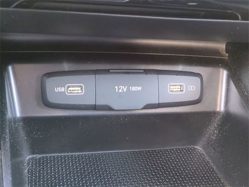 Used 2022 Hyundai Santa Cruz SEL image 21