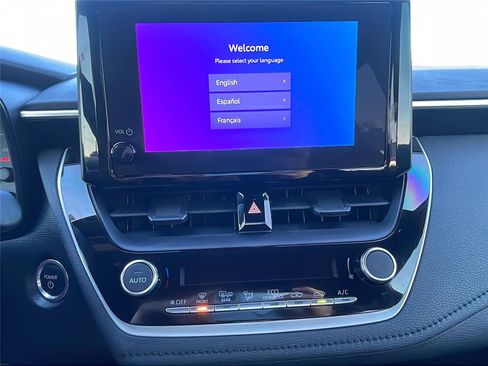 Used 2024 Toyota Corolla SE image 27