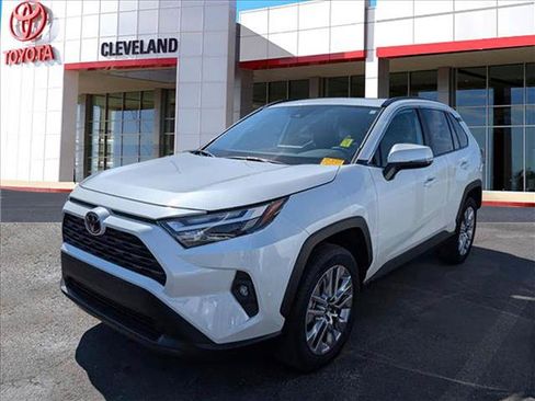 Used 2025 Toyota RAV4 XLE Premium image 3