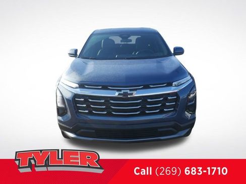 New 2026 Chevrolet Equinox LT w/ Convenience Package II image 2
