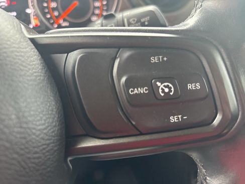 Used 2018 Jeep Wrangler Unlimited Sport S AWD/4WD image 37