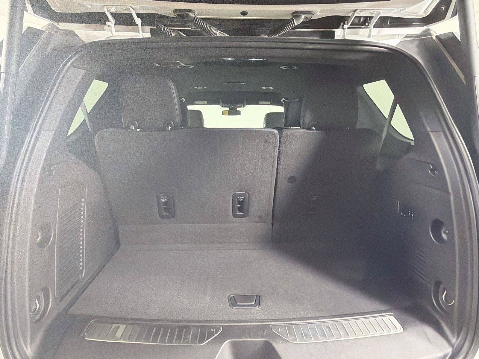 Used 2022 GMC Yukon Denali AWD/4WD image 27