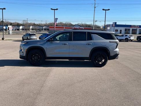 New 2026 Chevrolet Traverse LT image 9