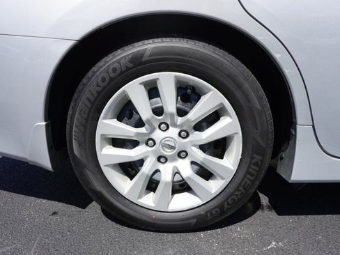 Used 2017 Nissan Altima 2.5 S w/ Power Driver Seat Package FWD image 35