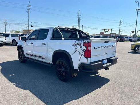 Used 2023 Chevrolet Silverado 1500 ZR2 w/ Technology Package AWD/4WD image 6