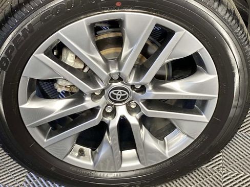 Used 2023 Toyota RAV4 XLE Premium FWD image 29