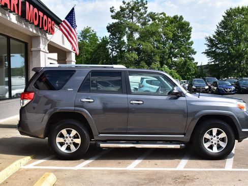 Used 2011 Toyota 4Runner SR5 AWD/4WD image 7