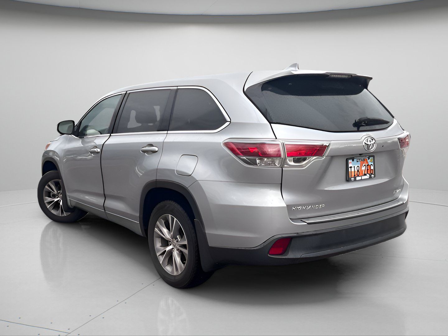 Used 2015 Toyota Highlander Plus AWD/4WD image 9