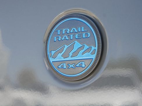 Used 2023 Jeep Wrangler Unlimited image 9