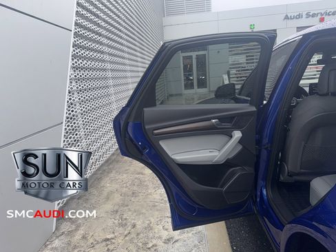 Used 2023 Audi Q5 2.0T Premium w/ Convenience Package image 31