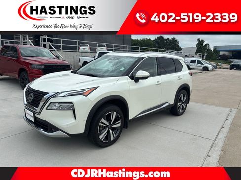 Used 2022 Nissan Rogue Platinum w/ Head-Up Display Package AWD/4WD image 1