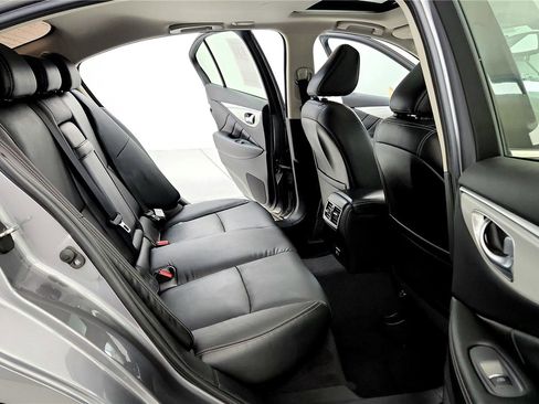 Used 2021 INFINITI Q50 Luxe w/ Seat & Sound Package image 18