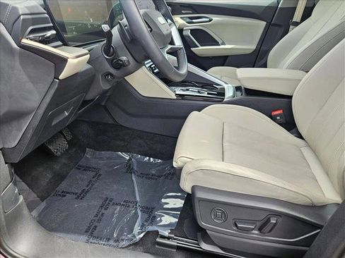 Certified 2025 Audi Q5 Premium w/ Premium Plus AWD/4WD image 17