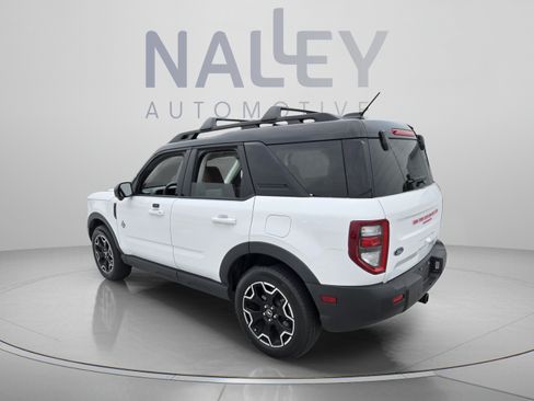 Used 2025 Ford Bronco Sport Outer Banks w/ Outer Banks Tech Package+ AWD/4WD image 3