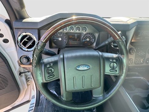 Used 2015 Ford F350 Platinum image 11